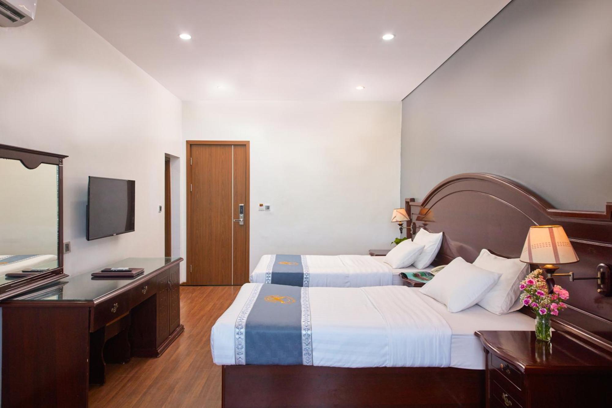 Gieng Ngoc Sea Moutain View Cat Ba Hotel Dong Khe Sau Exterior photo
